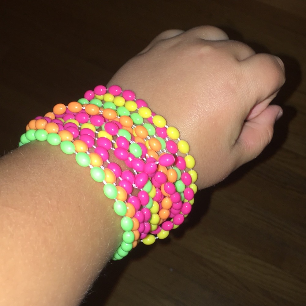 neon necklaces// bracelets